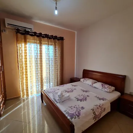 Centrum Apartments Ksamil