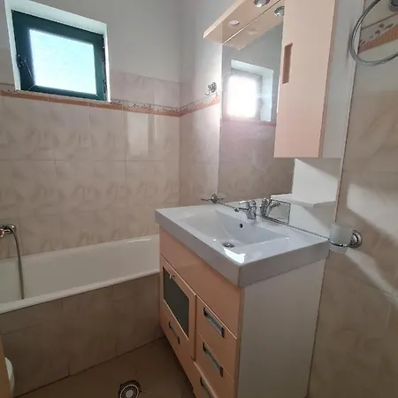 Centrum Apartments Ksamil *