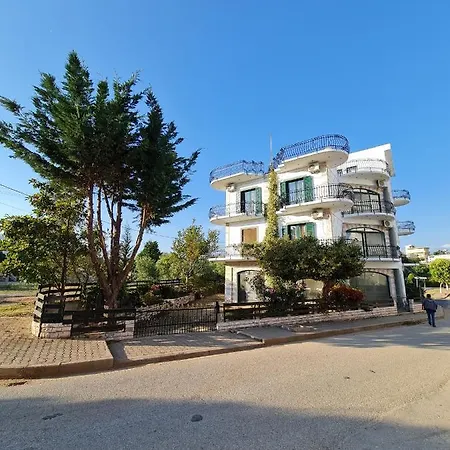 Guest house Centrum Apartments Ksamil *