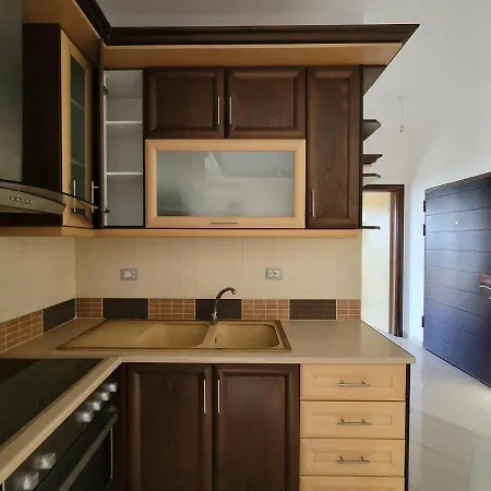 Centrum Apartments Ksamil Guest house Ksamil