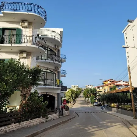 Guest house Centrum Apartments Ksamil Ksamil