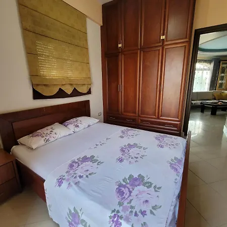 Guest house Centrum Apartments Ksamil Ksamil