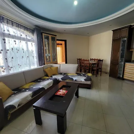Centrum Apartments Ksamil