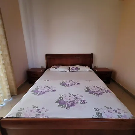 Centrum Apartments Ksamil Guest house