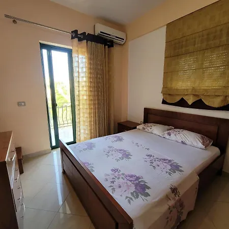 Centrum Apartments Ksamil