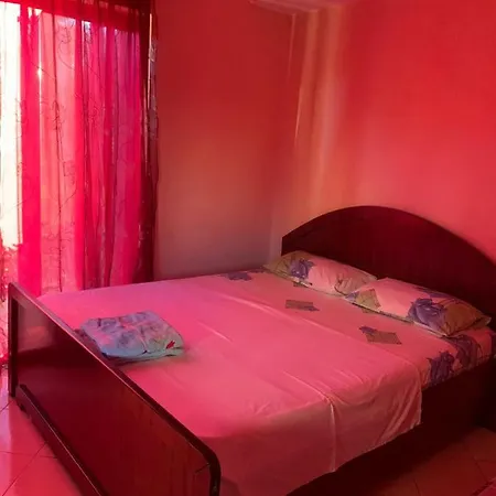 Centrum Apartments Ksamil *
